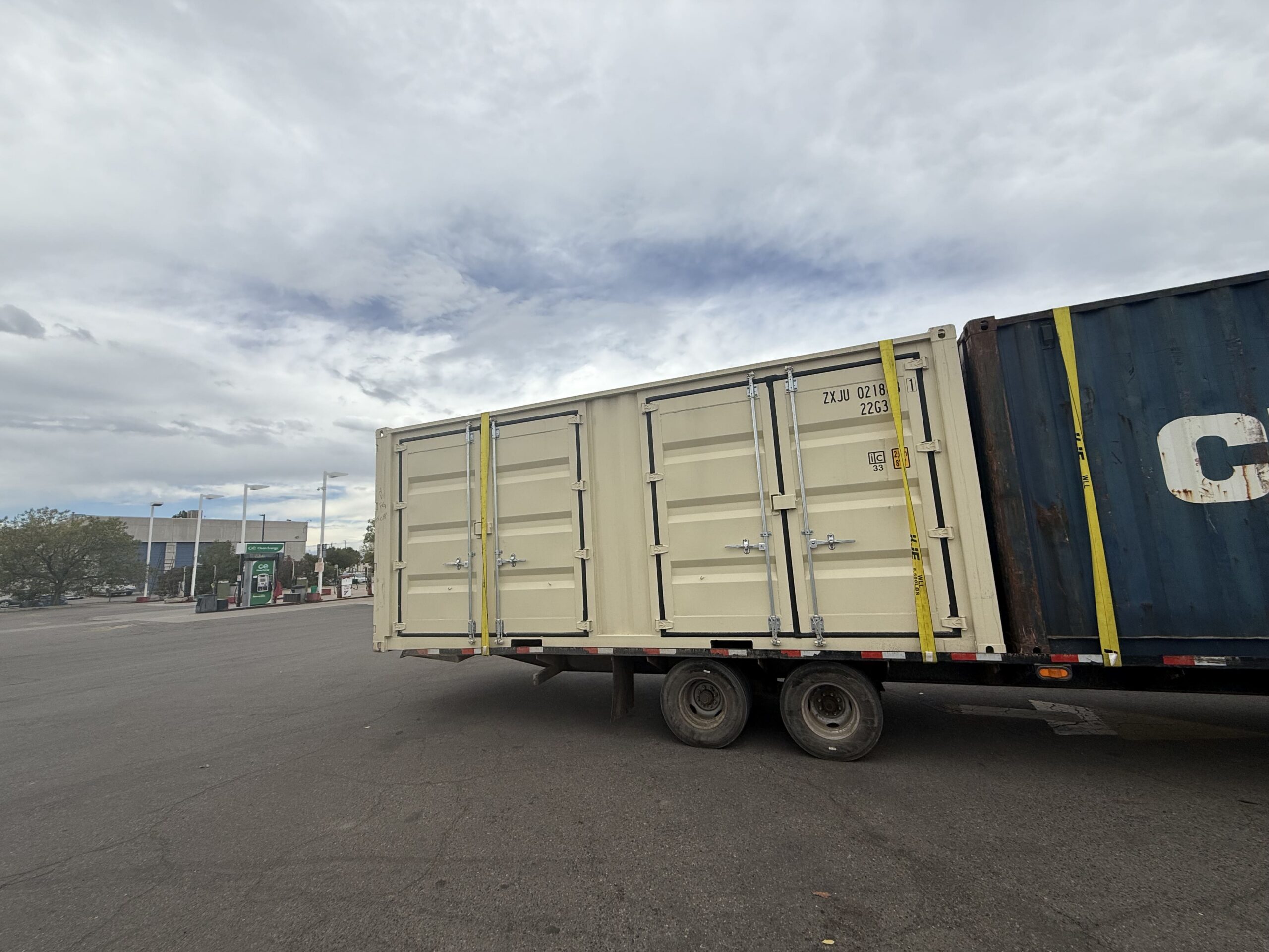 Turning a Shipping Container Into a Workshop or Office